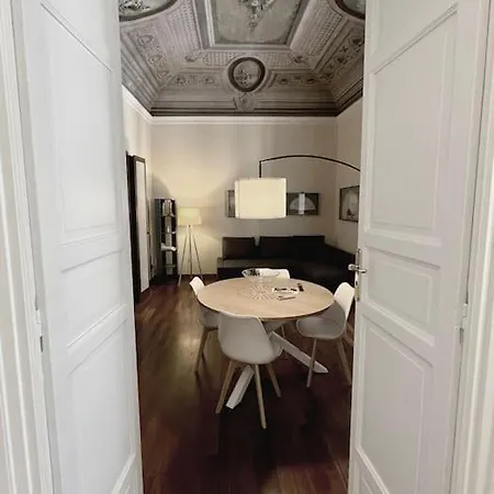 La Casa Del Maestro * Palermo