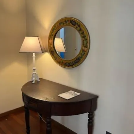 アパート La Casa Del Maestro パレルモ